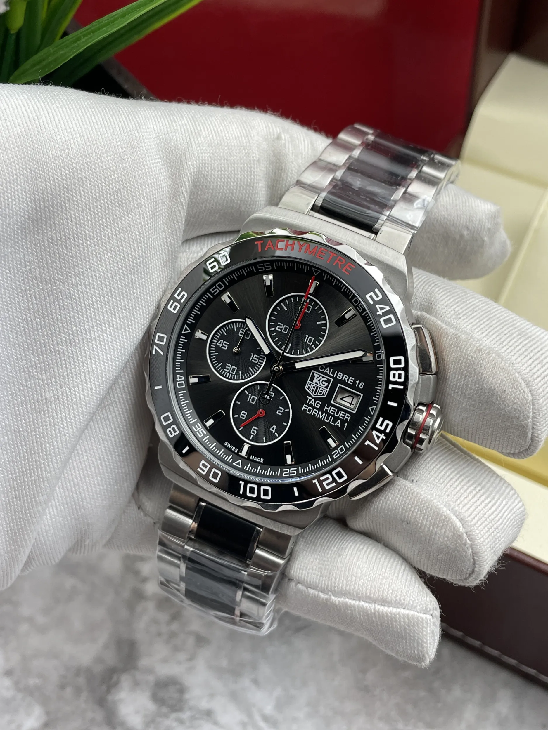 Превью изображения товара Часы премиум класса Tag Heuer Formula 1 с японским механизмом - номер 2